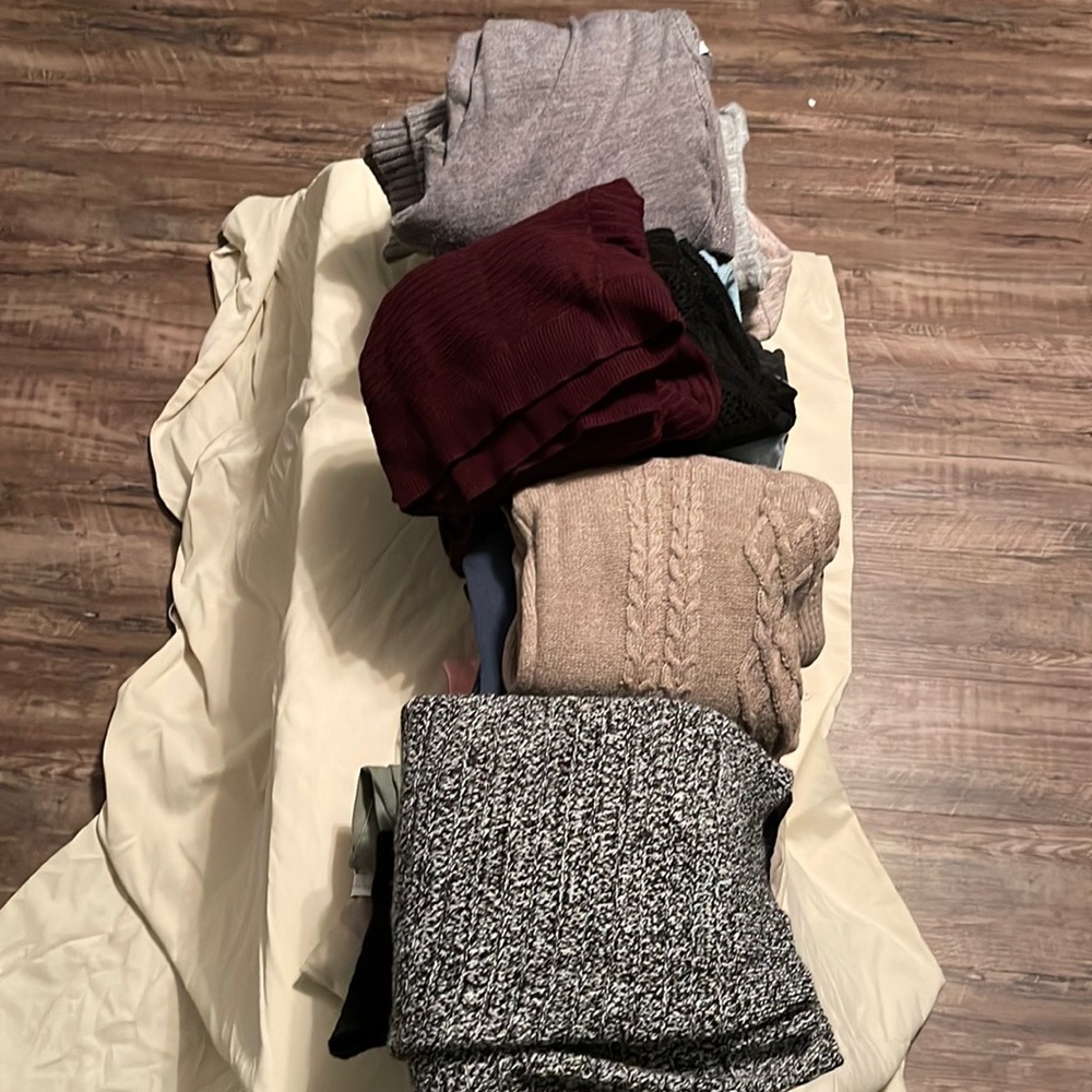 3 of 3 19 piece LOT